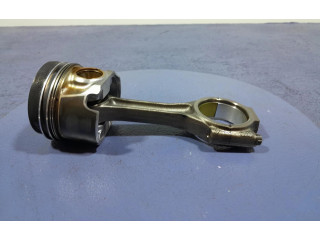 Поршень CFGB Skoda Superb B6 (3T)