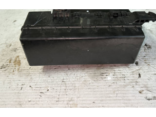 Блок предохранителей Mitsubishi L200