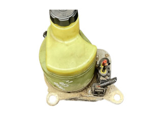 Насос усилителя руля 5N513K514CC, 31302206 Volvo C30