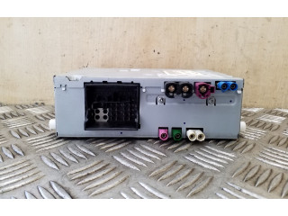 Радио/ проигрыватель CD/DVD / навигация