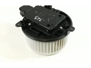 Вентилятор печки 85653529 Chevrolet Camaro