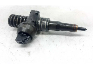 Форсунка 038130073AG    Volkswagen Jetta V   