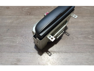 Дисплей 30656245, 306562451 Volvo S60