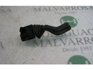 Ручка стеклоочистителей Opel Meriva A