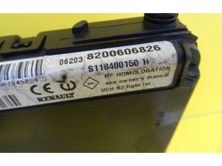 Pojistková skříňka Řídící jednotka BSM 8200606826, S118400150H Renault Megane II 2004