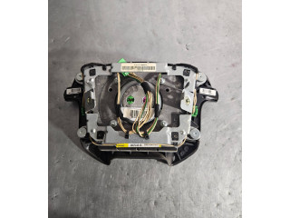 Подушка безопасности водителя 30658933, 53290136   Volvo V70