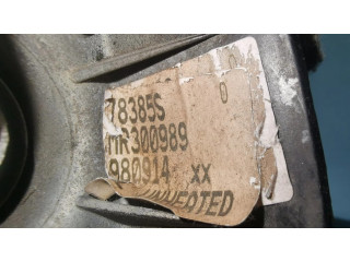 Зеркало (механическое) левое Mitsubishi Carisma 1996-1999 года