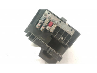 Pojistková skříňka Крышка ящика предохранителей 017181301   Audi A3 S3 8P 2006