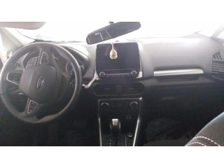 Радио/ проигрыватель CD/DVD / навигация