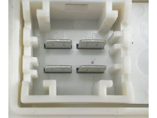 Блок предохранителей A1569003203, A2C7384641100 Infiniti Q30