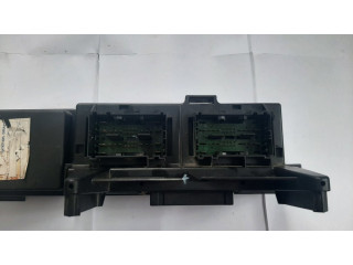 Блок предохранителей 04692073AB Jeep Grand Cherokee (WK)