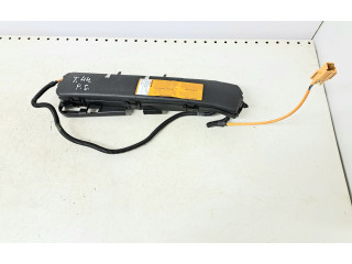 Ручка стеклоочистителей 8686707   Volvo V70