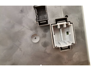 Блок предохранителей 30728512, 28017881   Volvo XC90    