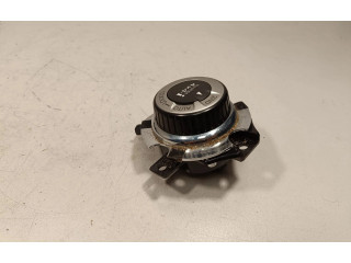 Pojistková skříňka Включатель блокировки дифференциалов 969U74CE2A Nissan X-Trail T32 2016