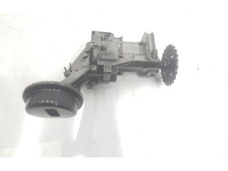 Масляный насос 8200591475, 150003395R Renault Clio II