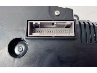 Přístrojová deska  Audi Q7 4L 2013 4L0920985N  