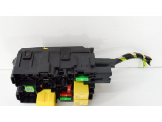 Блок предохранителей 9812661980, A006C801 Peugeot 208