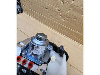 Блок АБС 32281728 Volvo XC40 - года