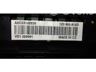 Панель приборов 1Z0920812D, A2C53142836 Skoda Octavia Mk2 (1Z)