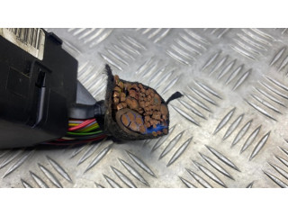   Pojistková skříňka 8D1941824   Audi A3 S3 8L 2001