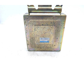 Блок управления двигателя MD175667, E2T38974 Mitsubishi Colt