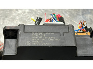 Блок предохранителей 8637A318 Citroen C-Crosser