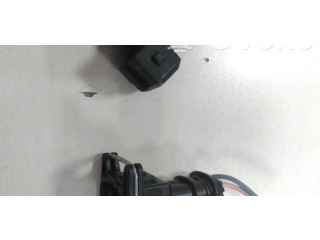 Форсунка 8200292590, 7701061008    Renault Clio IV  D4F740 