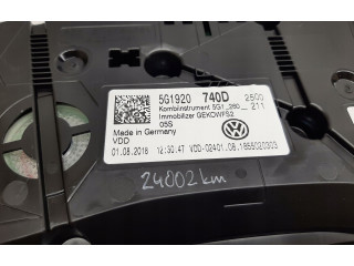 Панель приборов 5G1920740D Volkswagen Golf VII