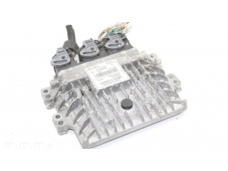 Řídící jednotka 237100120R Renault Megane III 2010