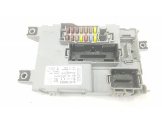 Блок предохранителей 1377250080, 1607124180 Citroen Nemo