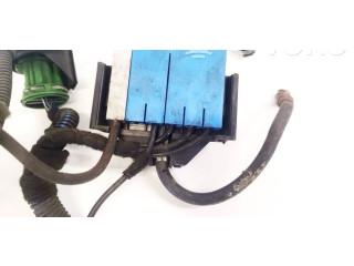 Pojistková skříňka 9642301, 9642301 Opel Vectra B 1999