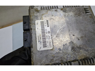 Řídící jednotka 8200211726, 0281011103 Renault Vel Satis 2004