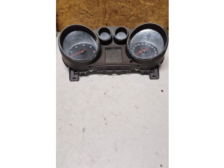 Přístrojová deska Opel Zafira C 2012 13374911, 600775881