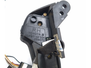 Volant Toyota Avensis T250 2004 75B070