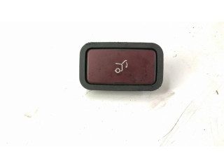 Включатель закрытия задней крышки