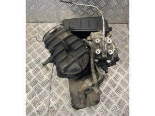 Vstřikovací lišta 021129620, 036182G   Audi 100 S4 C4     