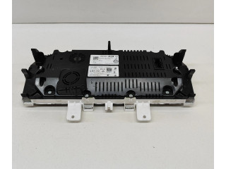 Přístrojová deska  Volkswagen T-Roc 2023 2GJ920310B  