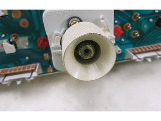 Pojistková skříňka Спидометр (приборный щиток) 46542543 Fiat Punto (176) 1999