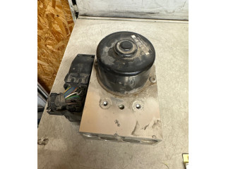 Блок АБС 30793445, 00401396E0 Volvo V70 2000 - 2004 года