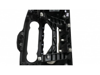 Отделка внутренней панели