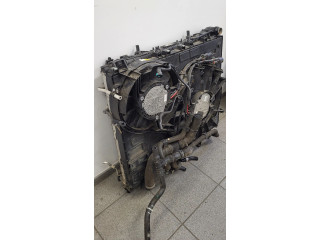 Комплект радиатора Land Rover Range Rover Velar 2017 - года CPLA19C600AE, CFLA19E839AG