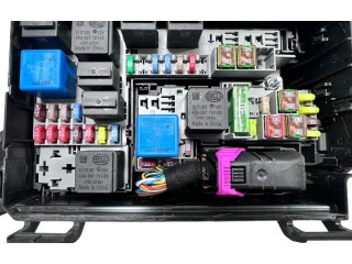 Блок предохранителей  13246936, 13246936   Opel Meriva B    