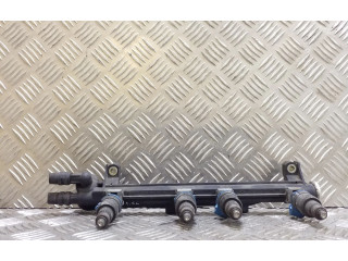 Топливная рампа 037133317M, 2900900529   Volkswagen PASSAT B4  