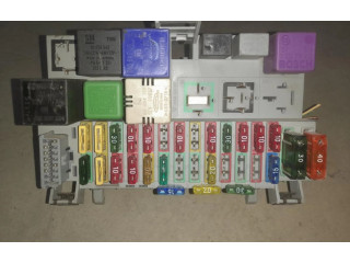 Pojistková skříňka Opel Astra F