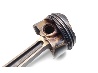  Поршень с шатуном M1JJ M1JJ  Ford Ecosport  