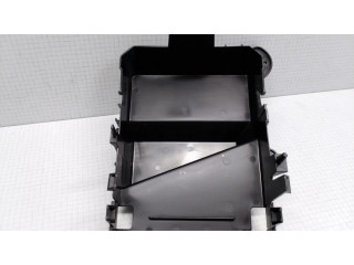 Другая деталь салона