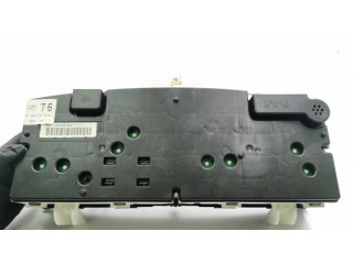 Přístrojová deska Toyota Corolla E120 E130 2003 8380002760, 88458018