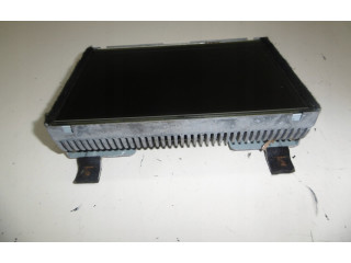 Радио/ проигрыватель CD/DVD / навигация