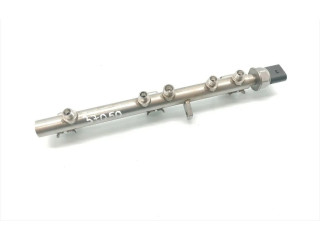 Топливная рампа 7562474   BMW 3 E90 E91   для двигателя N43B20A