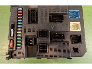 Блок предохранителей 9663798480P08-00 Citroen C4 I